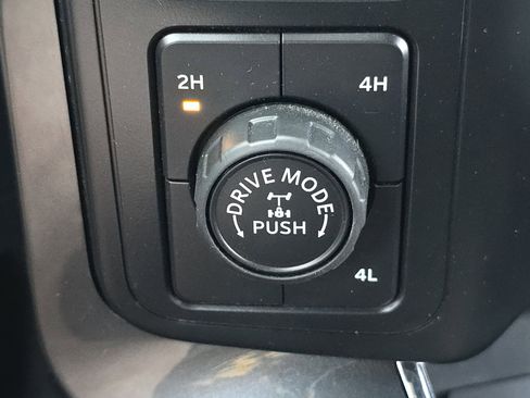 Used 2022 Ford F150 XLT w/ Equipment Group 302A High image 9