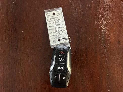 Used 2014 Ford Fusion Titanium FWD image 34