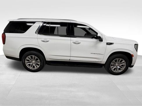 Certified 2023 GMC Yukon Denali AWD/4WD image 7