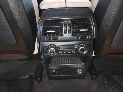 Used 2013 BMW X6 xDrive35i image 22