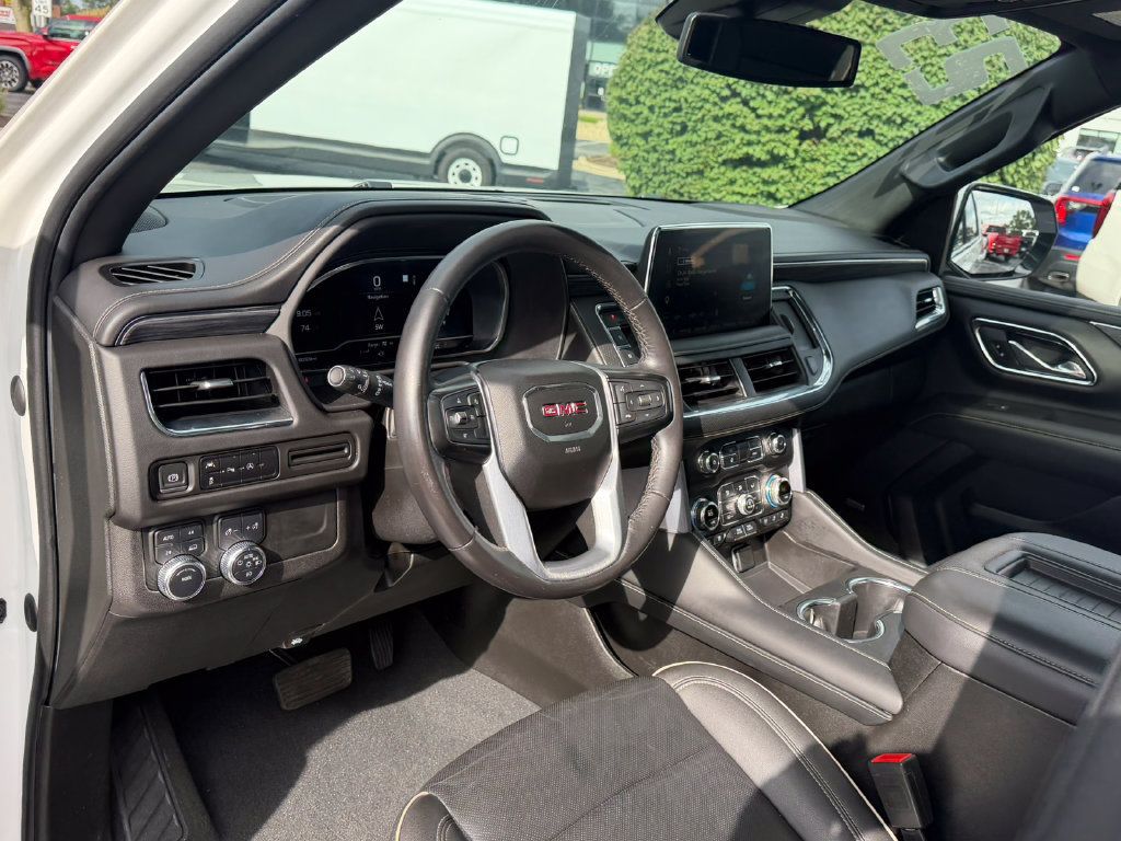 Certified 2023 GMC Yukon XL SLT AWD/4WD image 26