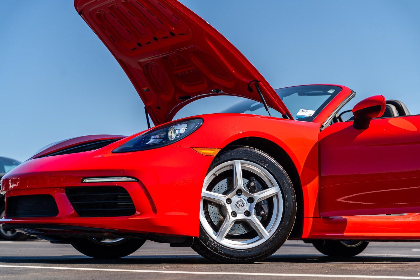 Used 2019 Porsche 718 Boxster RWD image 18