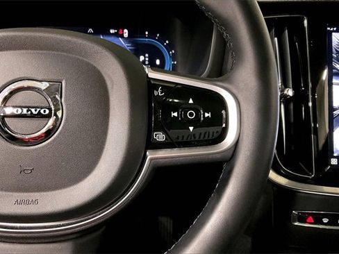 Certified 2025 Volvo V60 B5 Cross Country Plus image 19
