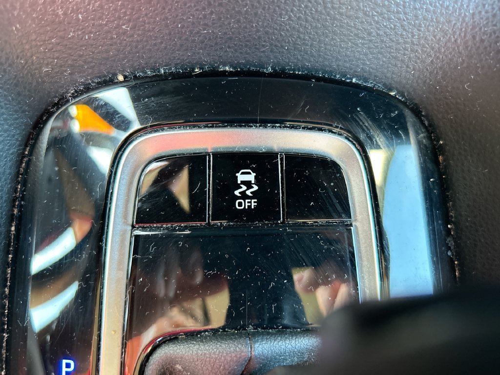 Used 2023 Toyota Corolla LE FWD image 32