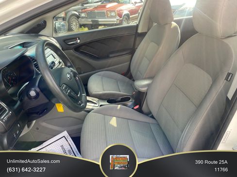Used 2014 Kia Forte LX w/ Popular Package FWD image 5