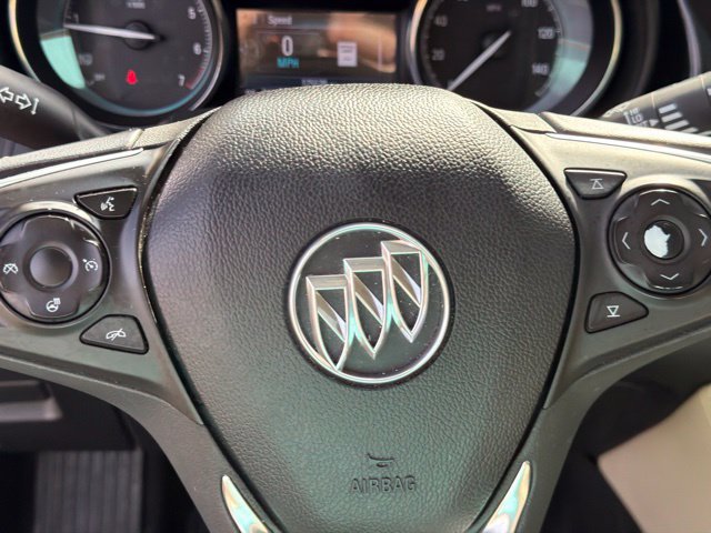 Used 2017 Buick Envision Essence FWD image 31