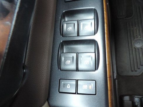 Used 2014 GMC Sierra 1500 SLT w/ SLT Crew Cab Value Package image 21