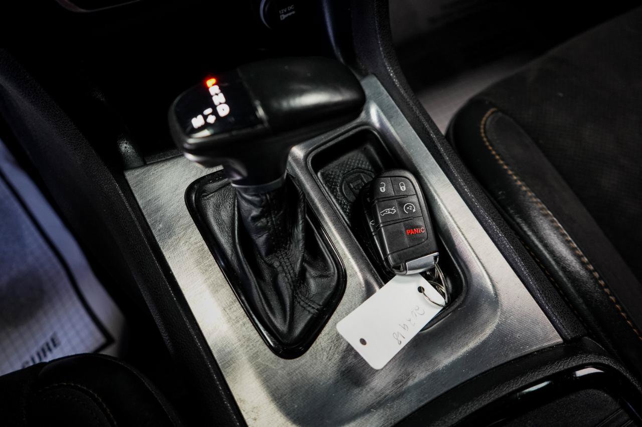 Used 2018 Dodge Charger R/T RWD image 14