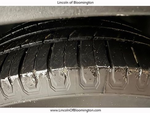 Used 2017 Ford Explorer Platinum image 33