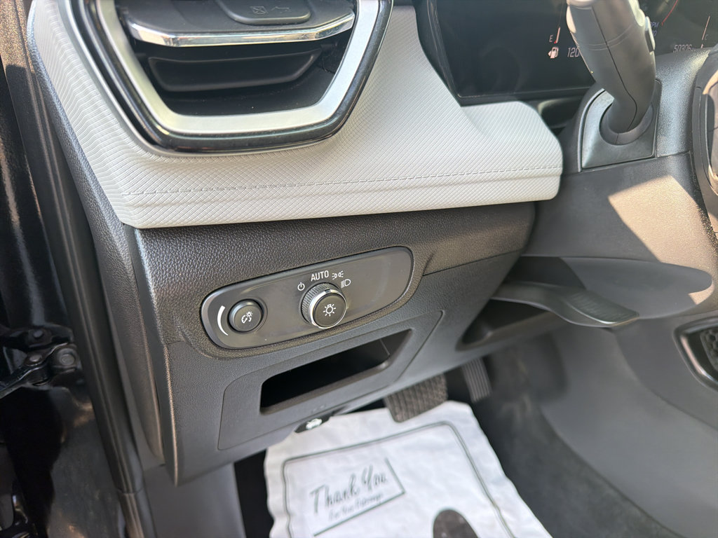 Used 2025 Chevrolet TrailBlazer LT AWD/4WD image 18