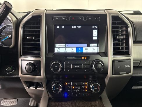 Used 2019 Ford F250 Lariat w/ Lariat Ultimate Package AWD/4WD image 16