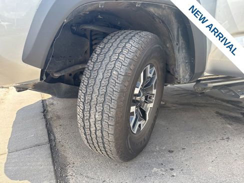 Used 2020 Toyota Tacoma TRD Off-Road w/ Technology Package RWD image 27