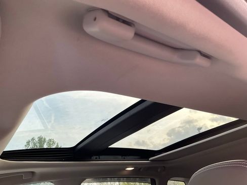 Used 2015 Nissan Murano Platinum w/ Platinum Technology Package image 11