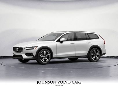 New 2026 Volvo V60 B5 Cross Country Plus w/ Protection Package Premier