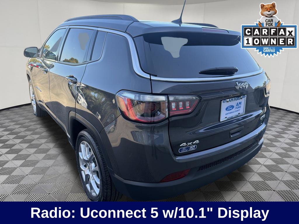 Used 2024 Jeep Compass Latitude AWD/4WD image 3
