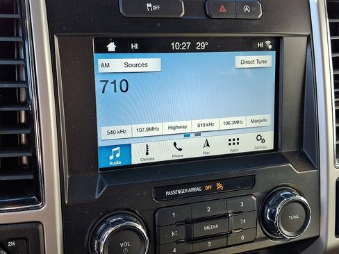 Certified 2019 Ford F150 Lariat image 17