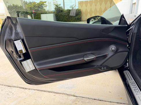 Used 2019 Ferrari 488 GTB RWD image 18