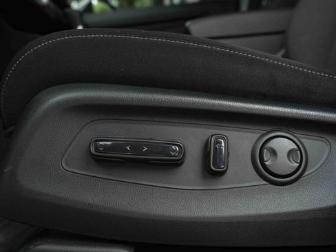 Used 2024 Honda CR-V EX image 40