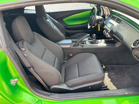 Used 2010 Chevrolet Camaro LT RWD image 8