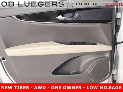 Used 2022 Lincoln Nautilus Reserve image 7