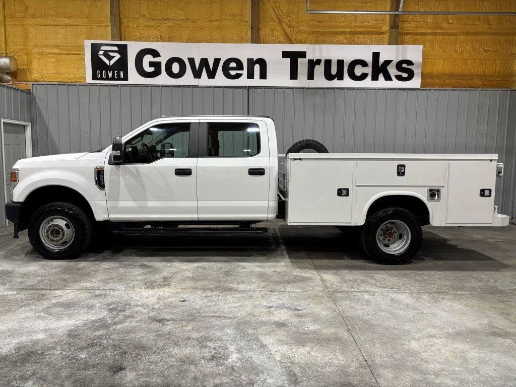 Used 2020 Ford F350 XL w/ Power Equipment Group AWD/4WD image 2
