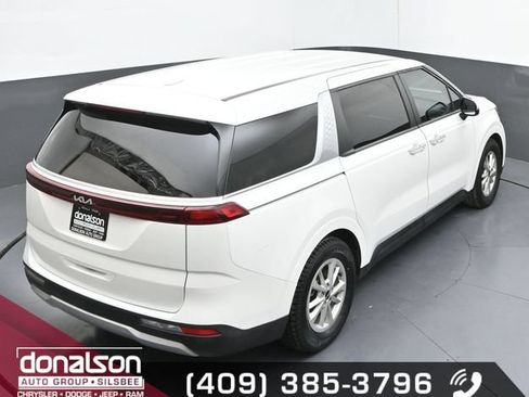 Used 2024 Kia Carnival LX FWD image 22