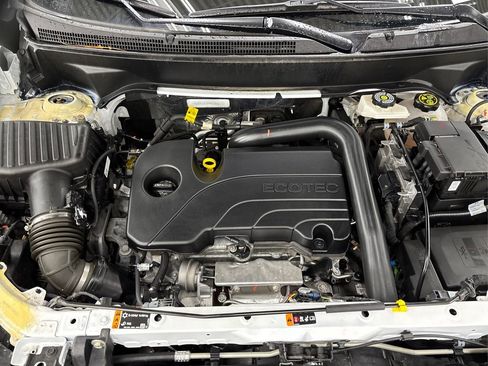 Used 2024 Chevrolet Equinox LT image 13