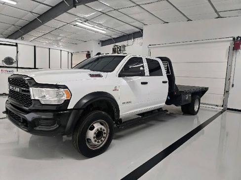 Used 2022 RAM 5500 Tradesman w/ Max Tow Package AWD/4WD image 2