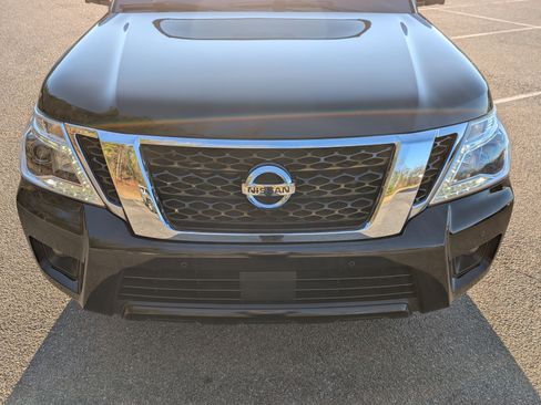 Used 2019 Nissan Armada Platinum w/ Captain's Chairs Package image 12