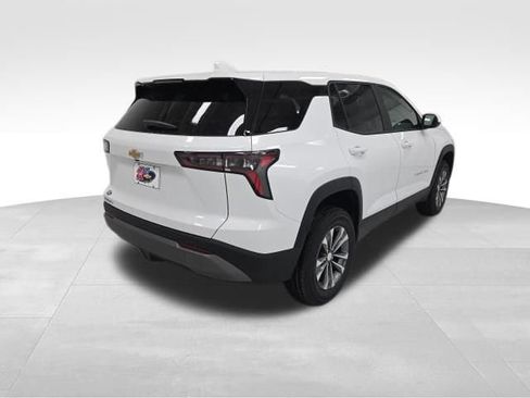 New 2026 Chevrolet Equinox LT image 5