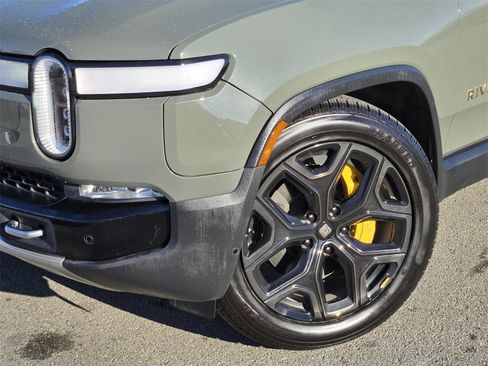Used 2022 Rivian R1S Launch Edition image 9
