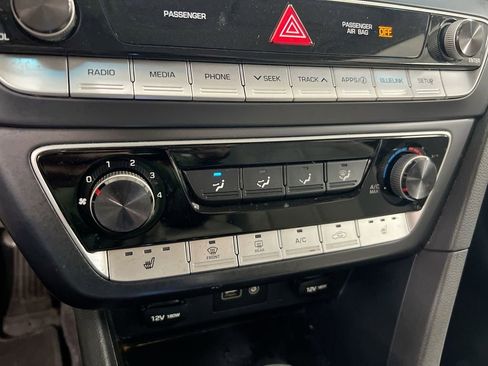 Used 2018 Hyundai Sonata SEL FWD image 11