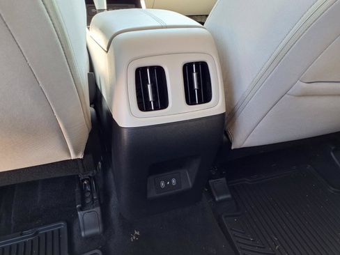 Used 2025 Hyundai Tucson SEL FWD image 14
