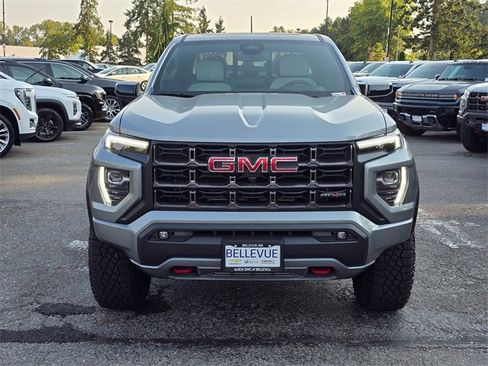 New 2025 GMC Canyon AT4 w/ AT4X Package image 8