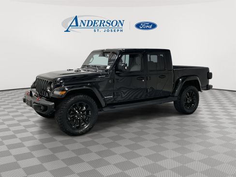 Used 2022 Jeep Gladiator Overland image 1