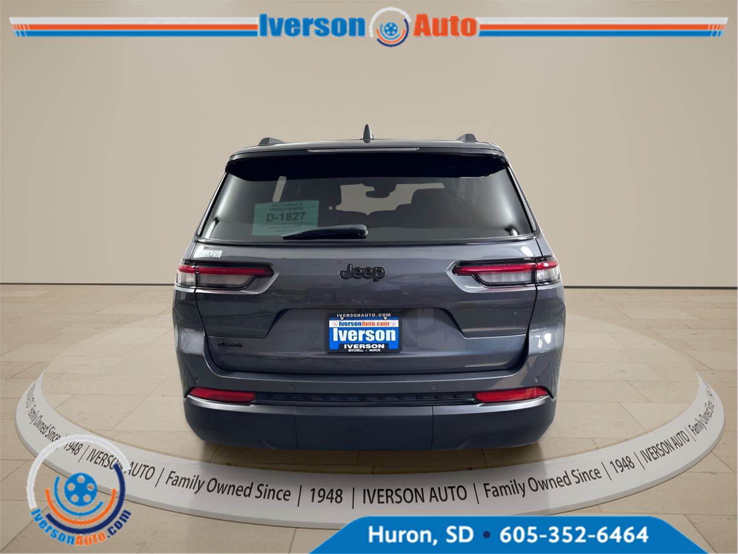 Used 2024 Jeep Grand Cherokee L Altitude AWD/4WD image 10