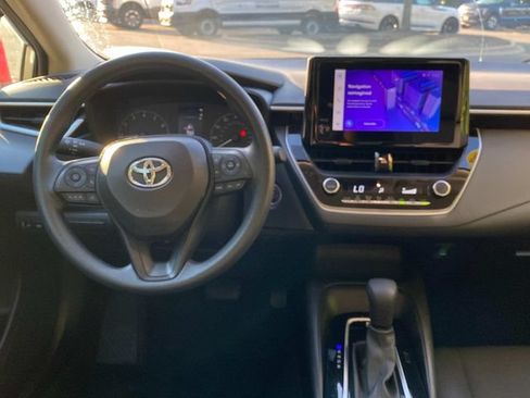 Used 2023 Toyota Corolla LE w/ LE Convenience Package FWD image 8