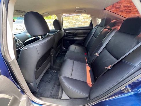 Used 2017 Nissan Altima 2.5 SR FWD image 16