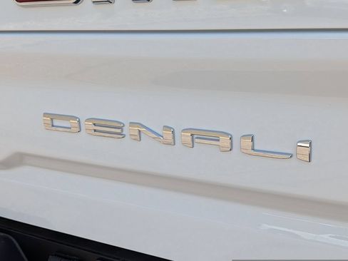 New 2026 GMC Sierra 3500 Denali w/ Denali Reserve Package AWD/4WD image 19