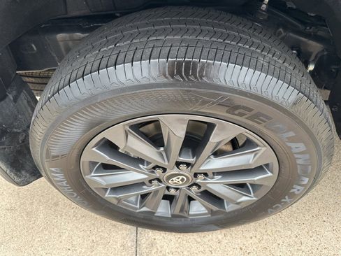 Used 2025 Toyota Land Cruiser w/ Premium Package image 23