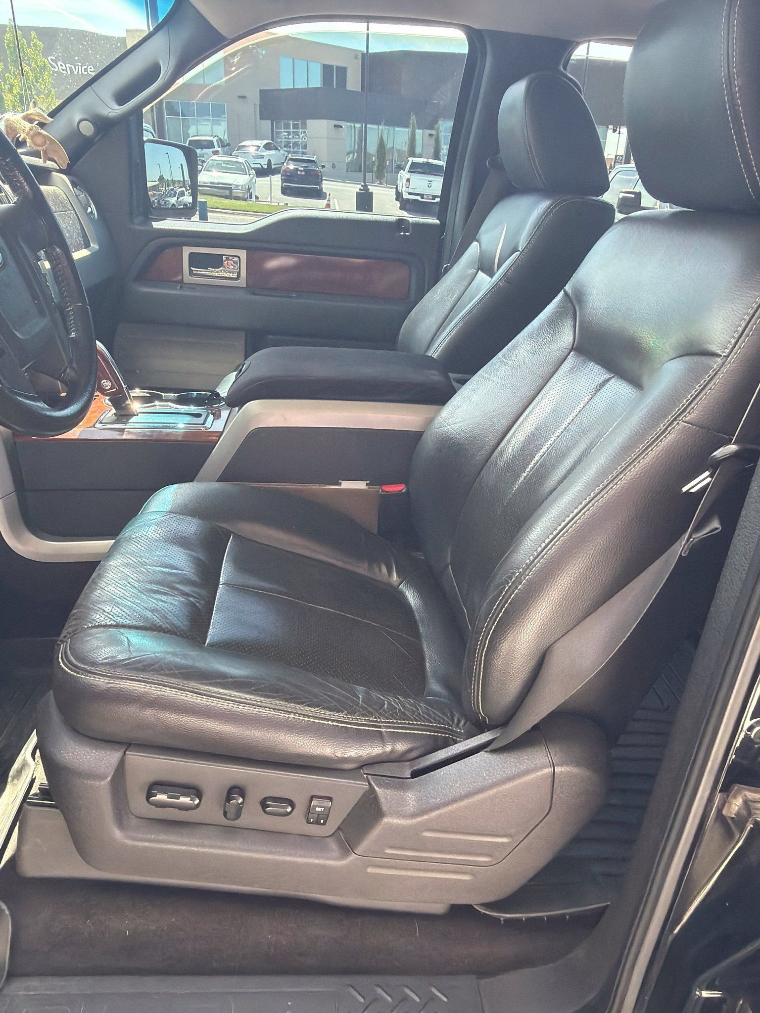 Used 2009 Ford F150 Lariat AWD/4WD image 5