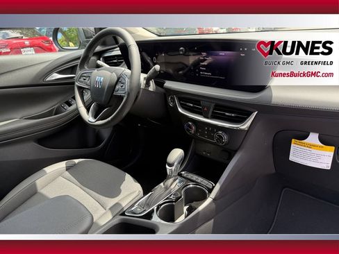New 2026 Buick Encore GX Preferred w/ Comfort Package AWD/4WD image 38
