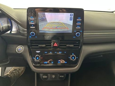 Used 2021 Hyundai Ioniq SE image 22
