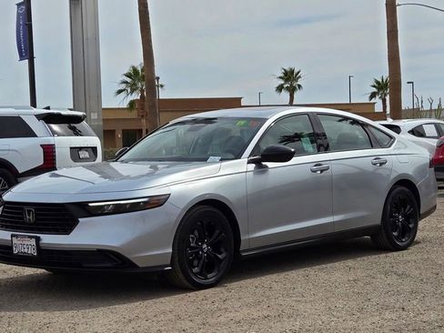 Used 2025 Honda Accord SE image 8