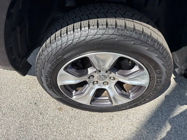 Used 2021 RAM 1500 Laramie AWD/4WD image 38