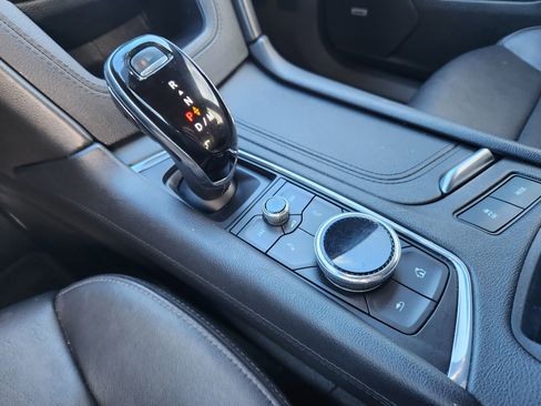 Used 2020 Cadillac XT6 Premium Luxury image 10