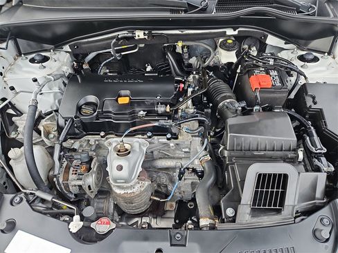 Certified 2024 Honda HR-V Sport image 30