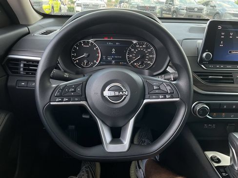 New 2026 Nissan Altima 2.5 SV FWD image 26