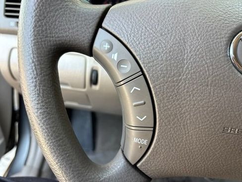 Used 2006 Toyota Camry LE FWD image 13