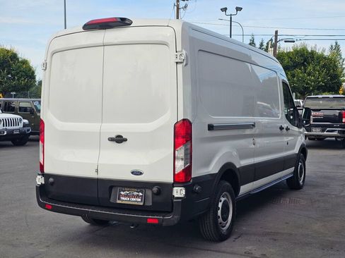 Used 2019 Ford Transit 250 148 Medium Roof RWD image 5
